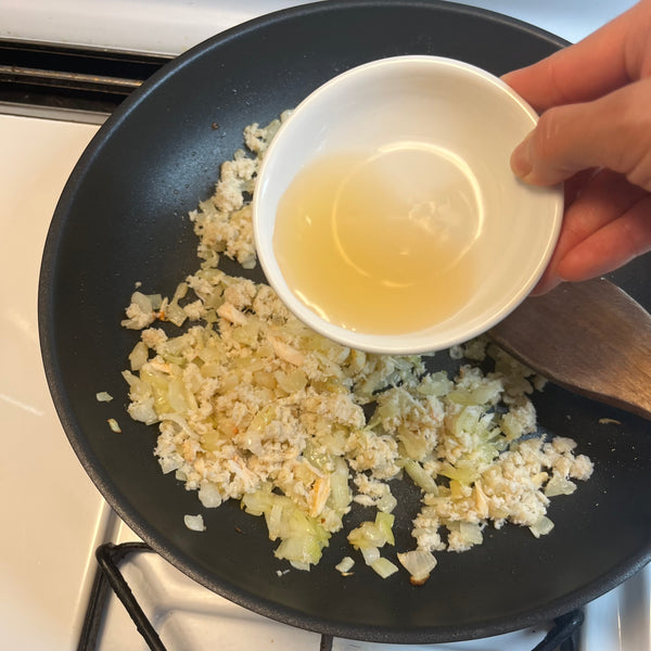 Creamy_Crab_Croquette_Step2-5_05a1705d-bd5f-470d-8c7b-feac490d2d37