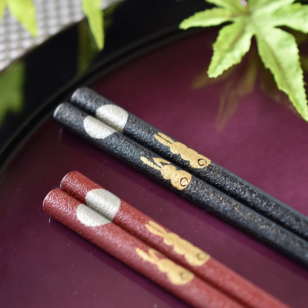 Isuke Dry Lacquer Chopsticks In Wooden Box Rabbit Design (Set of 2 Pairs)