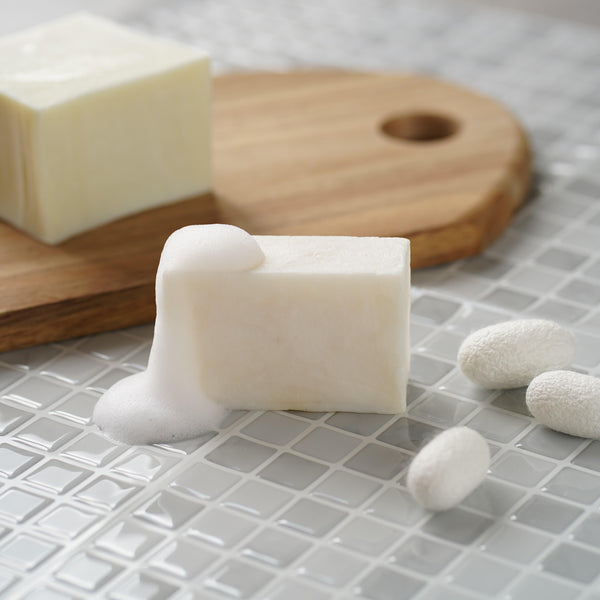 Kinuya Silk Soap Moisturizing Beauty Soap Bar With Silk Powder 100g