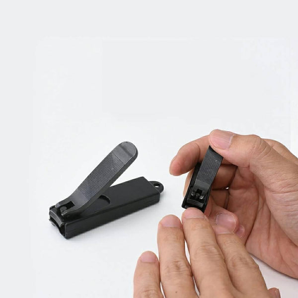 Kiya Nail Clipper Black Steel Small Size