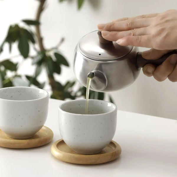 Kogu Traditional Japanese Teapot with Walnut Wood Side-Handle 370ml