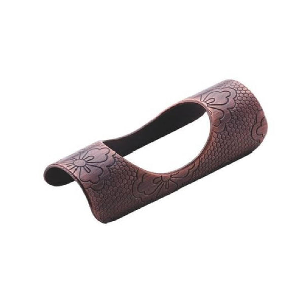 Tanabe Elegant Bronze Chopstick Rest With Traditional Pattern
