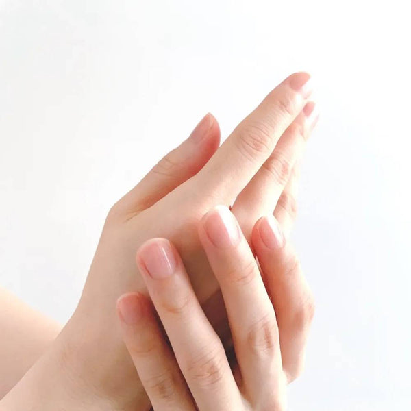 Kinuya Silk Hand Cream With Essential Oil Mandarin & Vanilla 50g