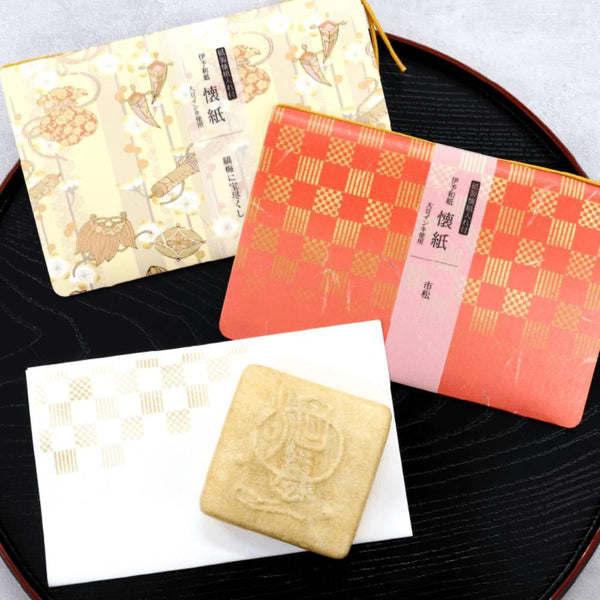 Kamiiso Kimono Checkered Pattern Kaishi Iyo Washi Paper & Case Set